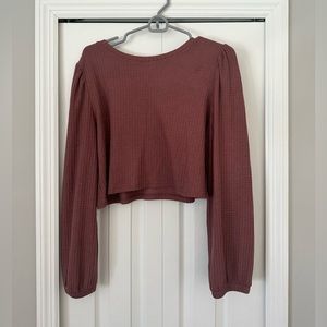 Thin cropped long sleeve